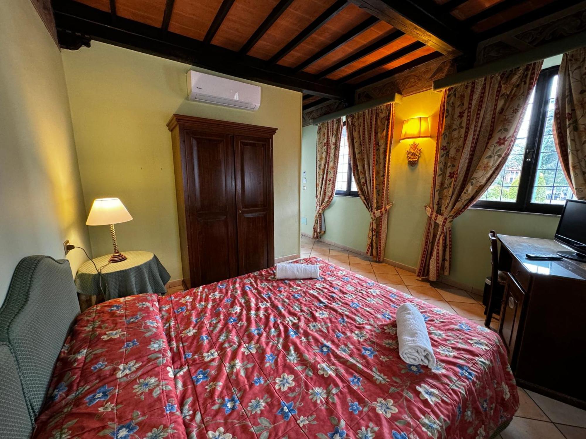 Villa Le Camelie Siena Esterno foto